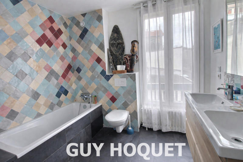 Maison - 176 m² - 6 pièces