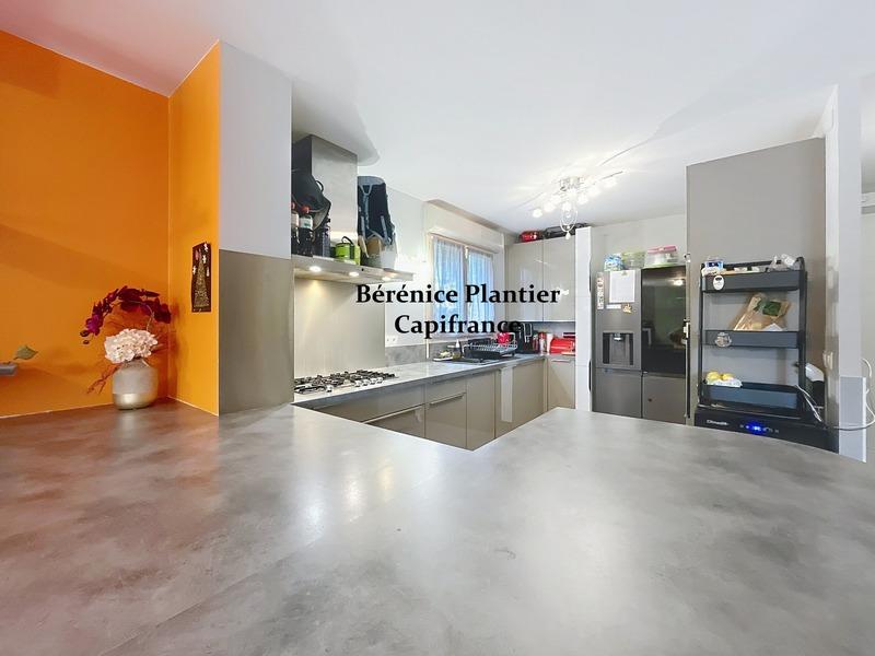 Maison - 103 m² - 4 pièces