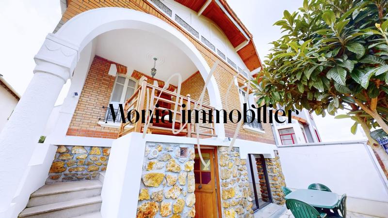 Pavillon - 170 m² - 7 pièces