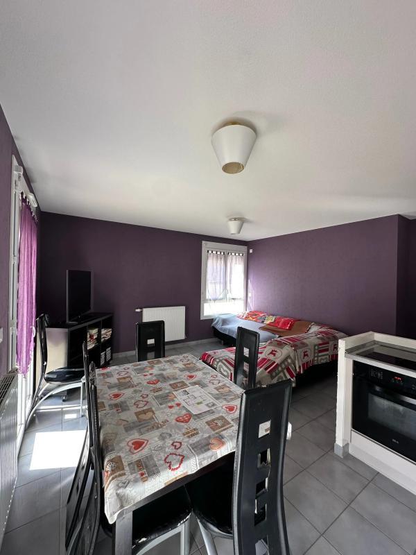 Appartement - 77 m² - 4 pièces