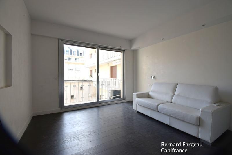 Appartement bourgeois - 78 m² - 2 pièces