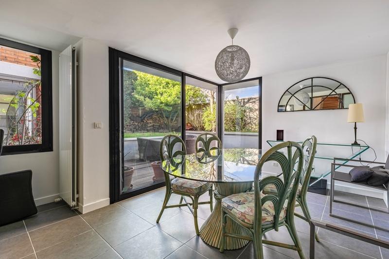 Maison - 201 m² - 7 pièces