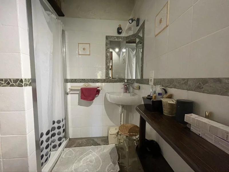 Maison - 288 m² - 11 pièces