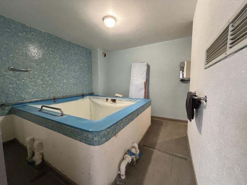 Appartement - 150 m² - 10 pièces