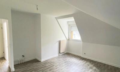 Appartement - 104 m² - 5 pièces