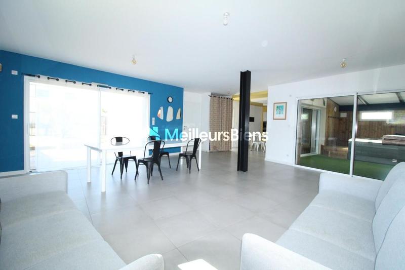 Maison - 123 m² - 6 pièces