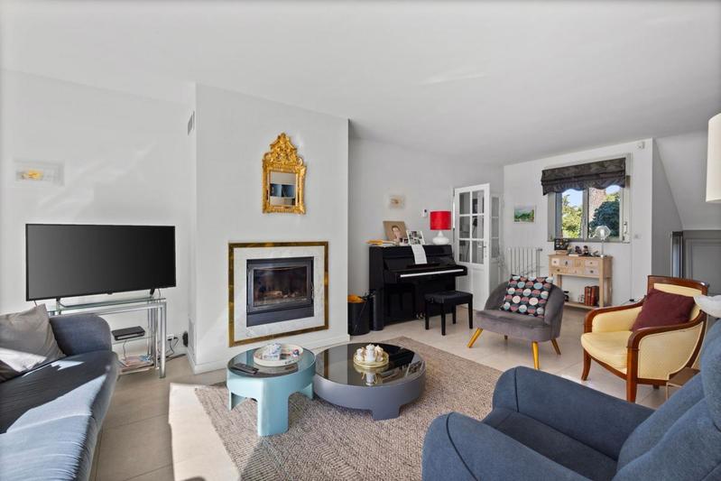 Maison - 187 m² - 6 pièces