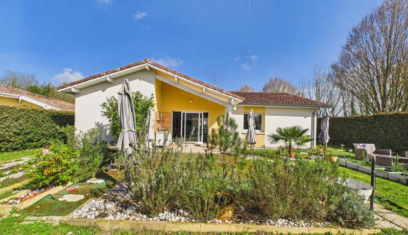 Maison - 107 m² - 5 pièces