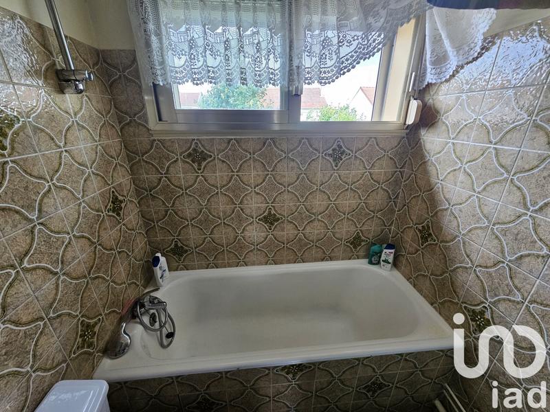 Maison - 84 m² - 5 pièces