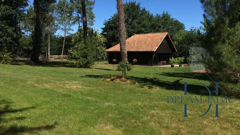 Maison ancienne - 160 m² - 9 pièces