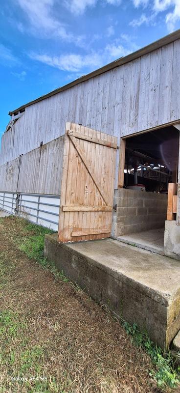 Maison - 460 m² - 2 pièces