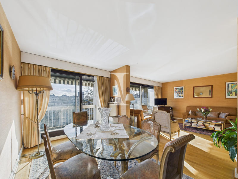 Appartement - 123 m² - 5 pièces