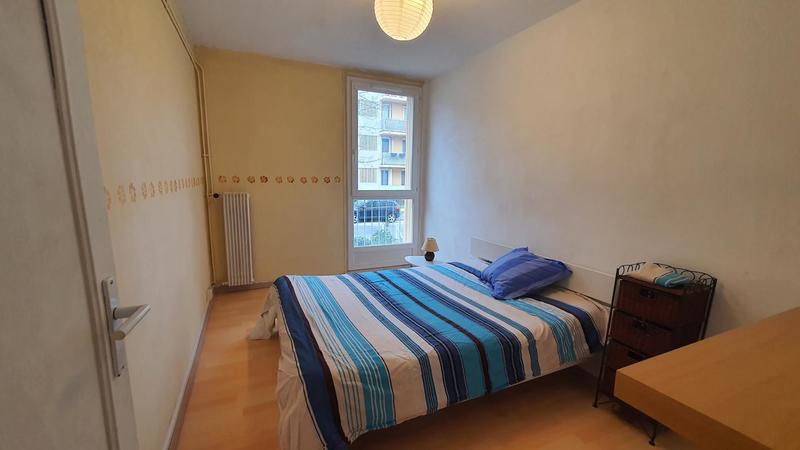 Appartement - 94 m² - 5 pièces