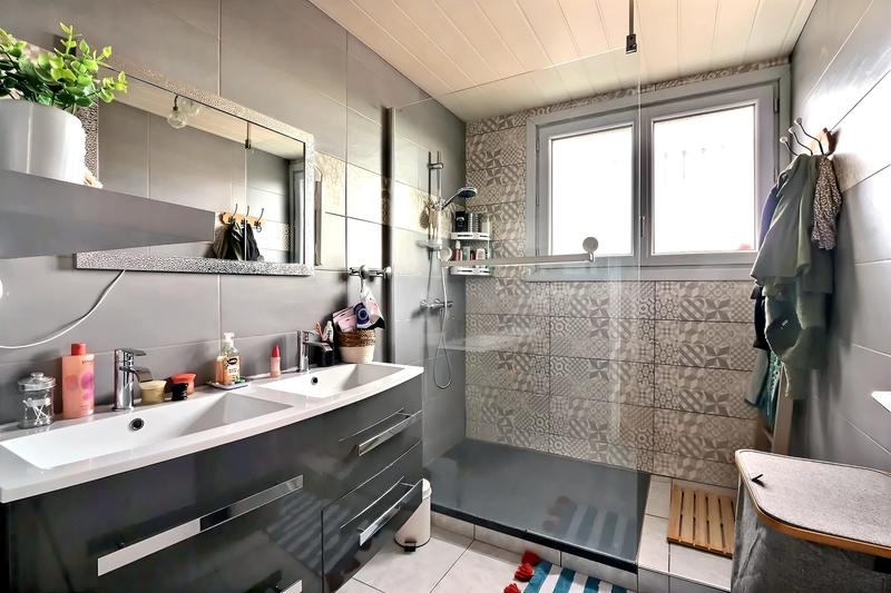 Maison - 162 m² - 7 pièces