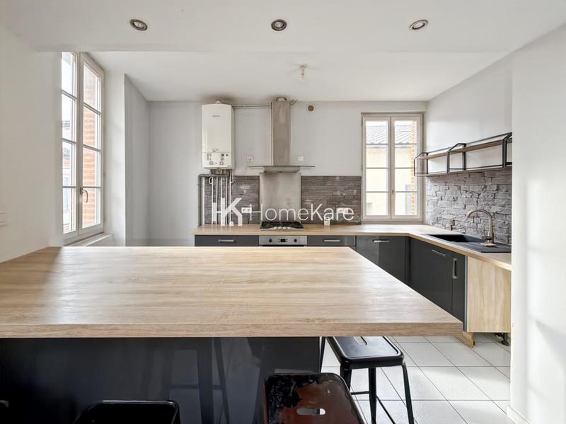 Appartement - 95 m² - 4 pièces