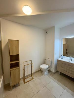 Chambre - 19 m² - 5 pièces