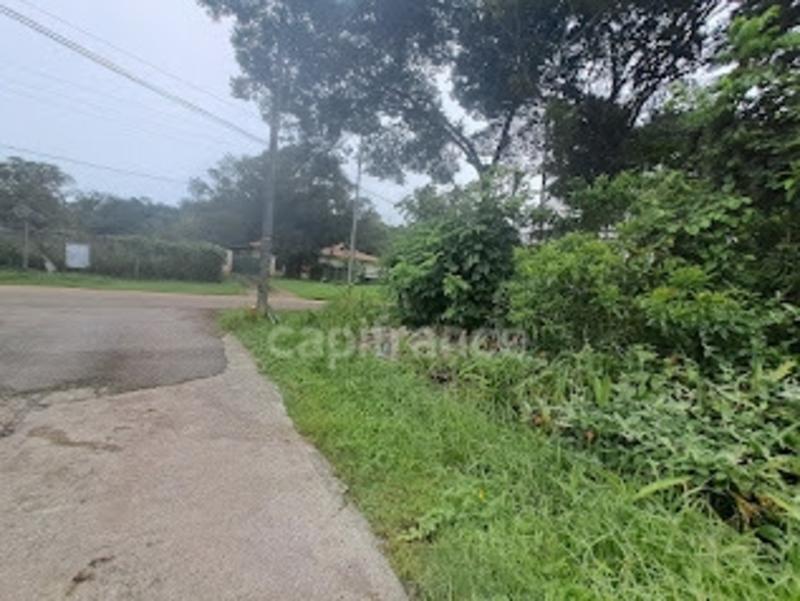 Terrain constructible - 3 444 m²