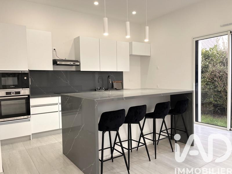 Maison - 168 m² - 6 pièces