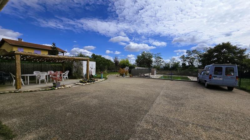 Maison - 195 m² - 6 pièces