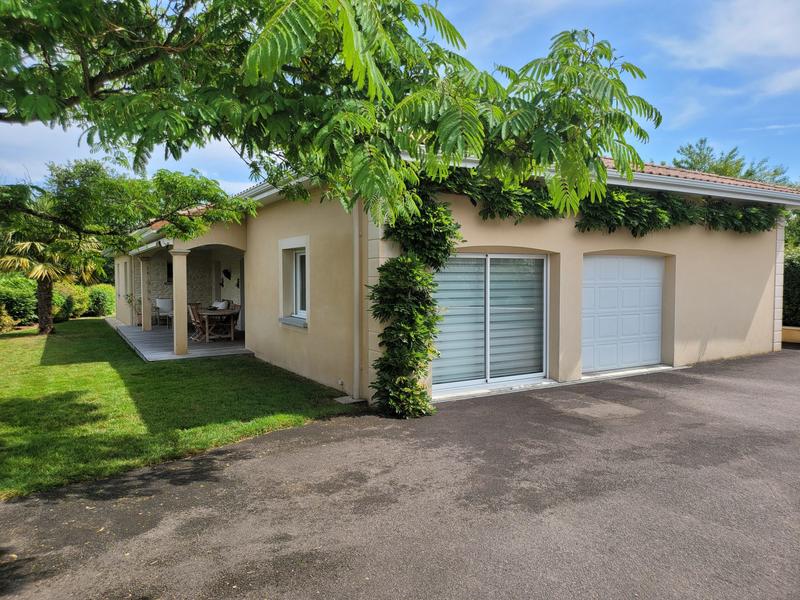 Maison - 148 m² - 7 pièces