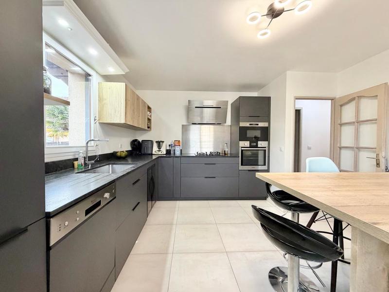 Maison - 130 m² - 5 pièces