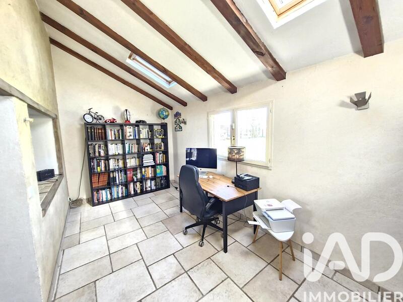 Maison - 210 m² - 9 pièces