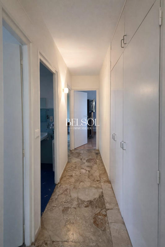 Maison - 205 m² - 6 pièces