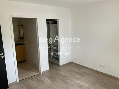 Maison - 102 m² - 4 pièces
