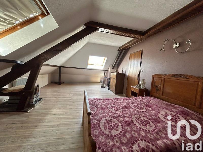 Maison - 174 m² - 8 pièces