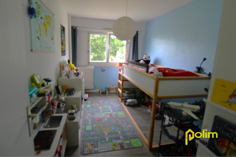 Appartement - 88 m² - 5 pièces