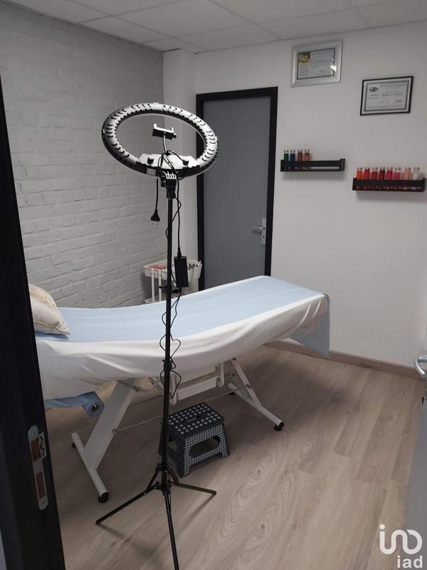 Local commercial - 120 m² - 2 pièces