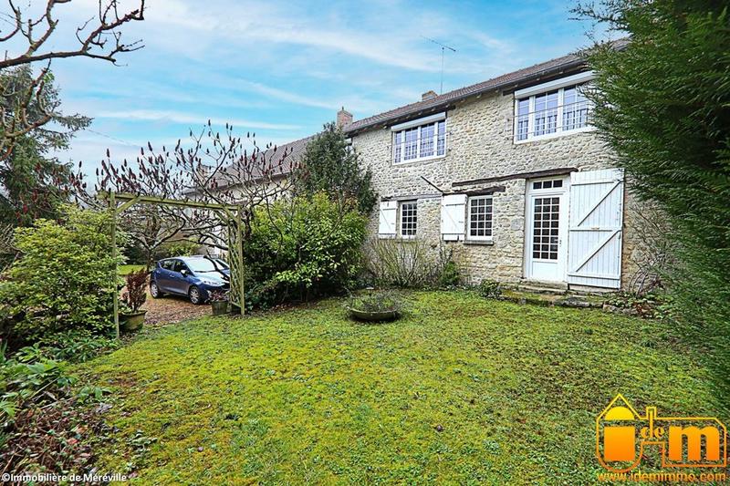 Propriété - 280 m² - 11 pièces