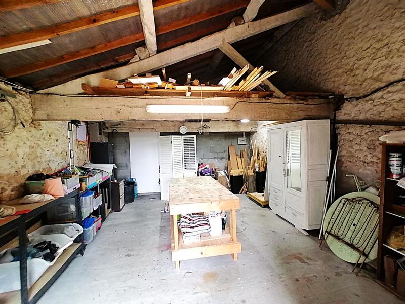 Maison - 290 m² - 8 pièces