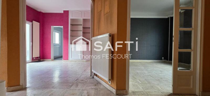 Maison - 215 m² - 7 pièces