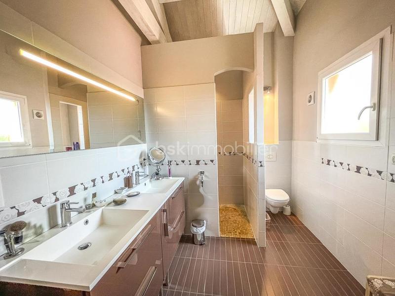 Maison d'architecte - 490 m² - 16 pièces