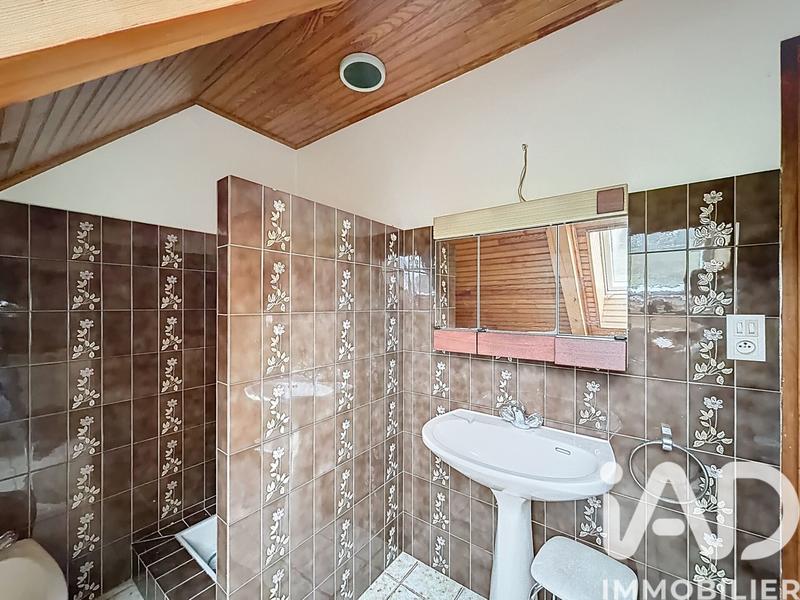 Maison - 178 m² - 7 pièces