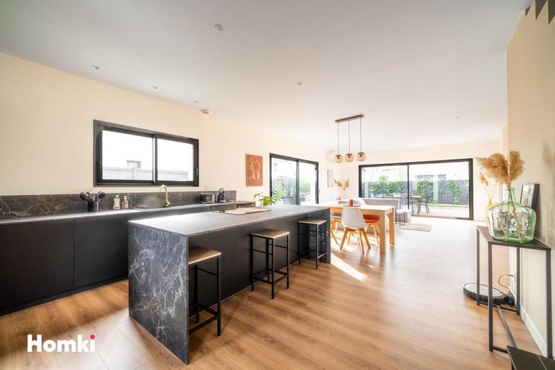 Maison - 125 m² - 5 pièces