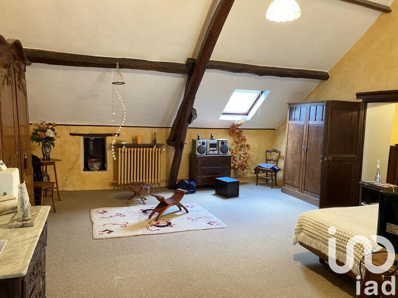 Maison - 196 m² - 7 pièces