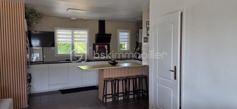 Maison traditionnelle - 90 m² - 4 pièces