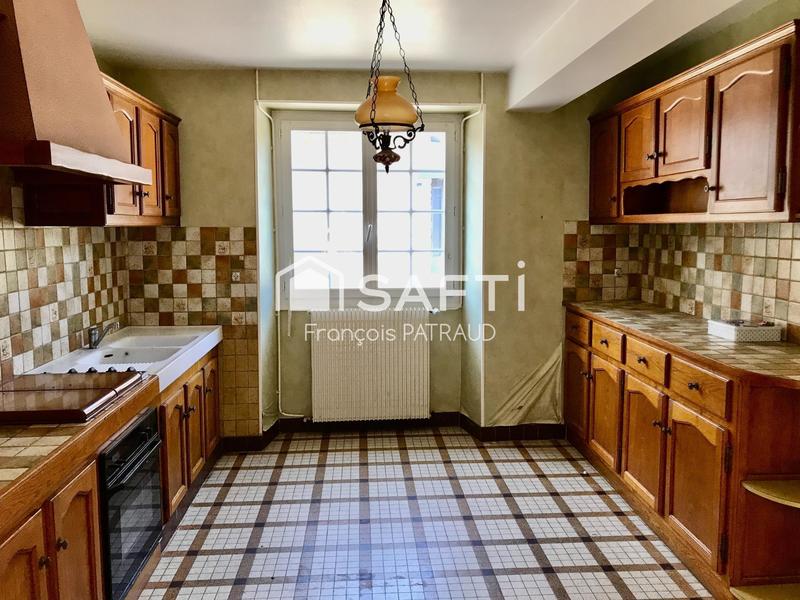 Maison - 140 m² - 6 pièces