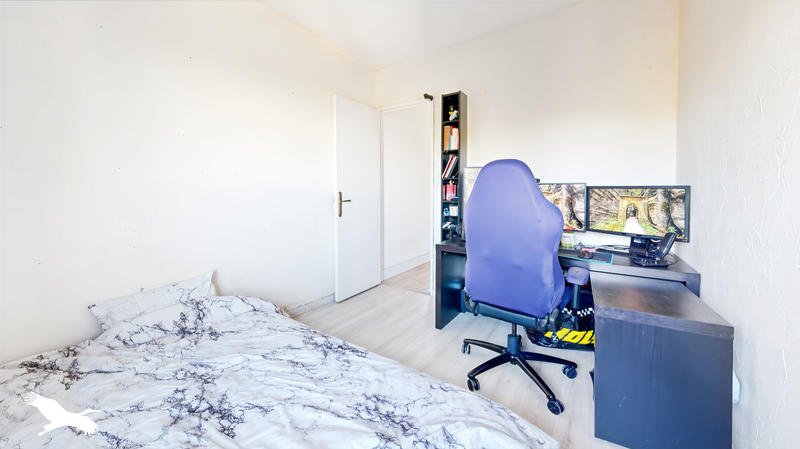 Appartement - 80 m² - 4 pièces