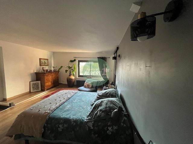 Maison - 95 m² - 3 pièces