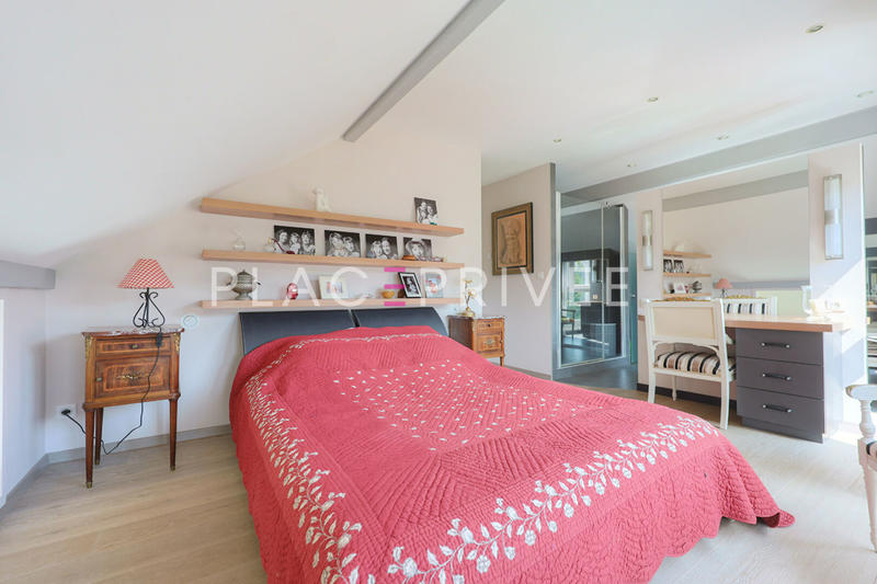 Maison - 169 m² - 6 pièces