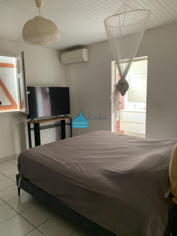 Maison - 146 m² - 4 pièces