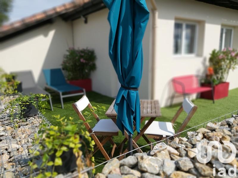 Maison - 400 m² - 8 pièces