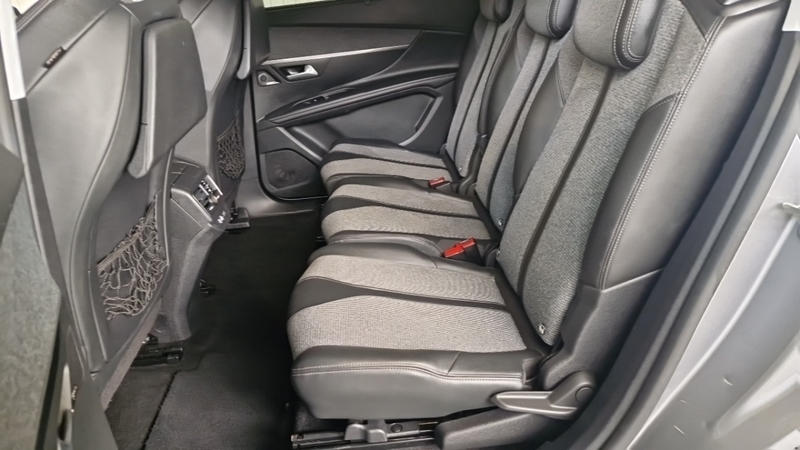 Peugeot 5008 (2) bluehdi 130ch ss eat8 allure