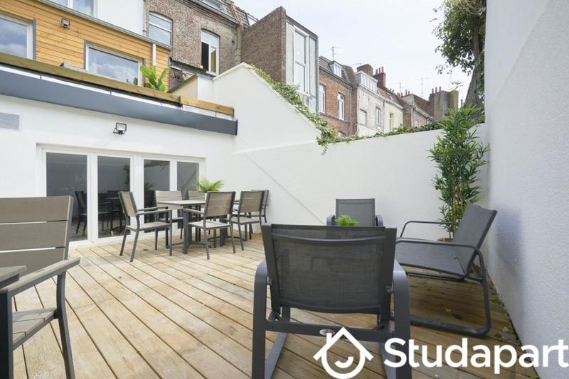 Chambre - 11 m² - 1 pièce