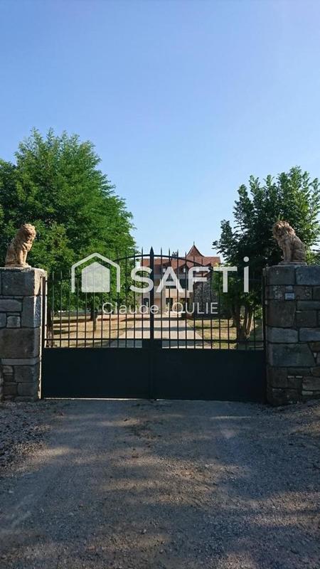 Maison - 249 m² - 10 pièces