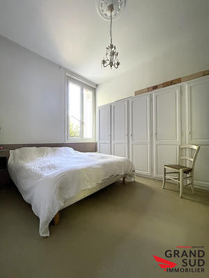 Maison - 160 m² - 5 pièces