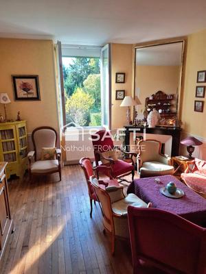 Maison - 191 m² - 10 pièces